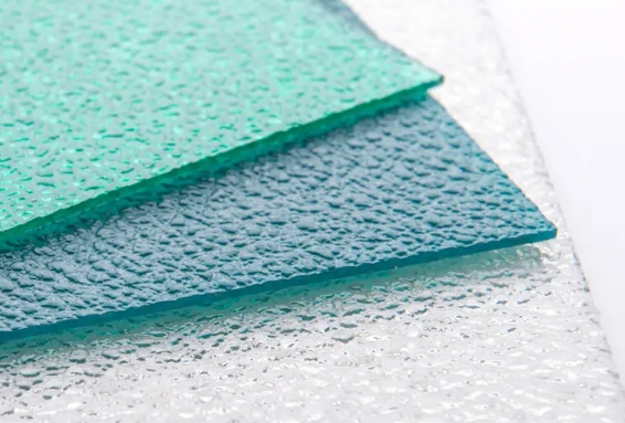 PC磨砂板廠家哪個(gè)好？