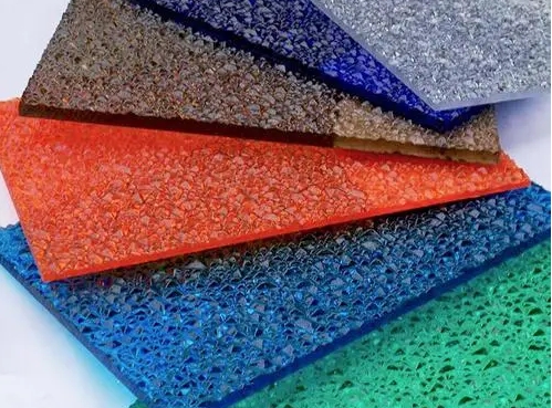 PC顆粒板的規(guī)格和樣式有哪些？